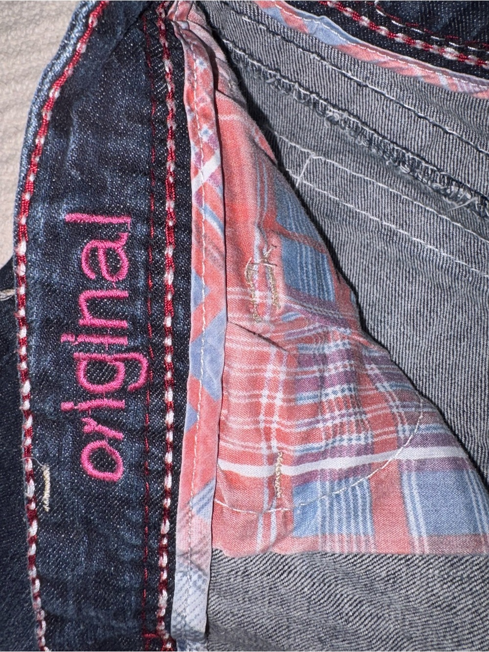 Maurices Y2K Originals High Contrast Low Rise Denim Destructed Patched Shorts - Picture 7 of 8